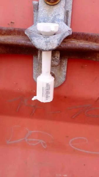 为厄瓜多尔客户制作的起重机，顺利装柜完成，发往海外！